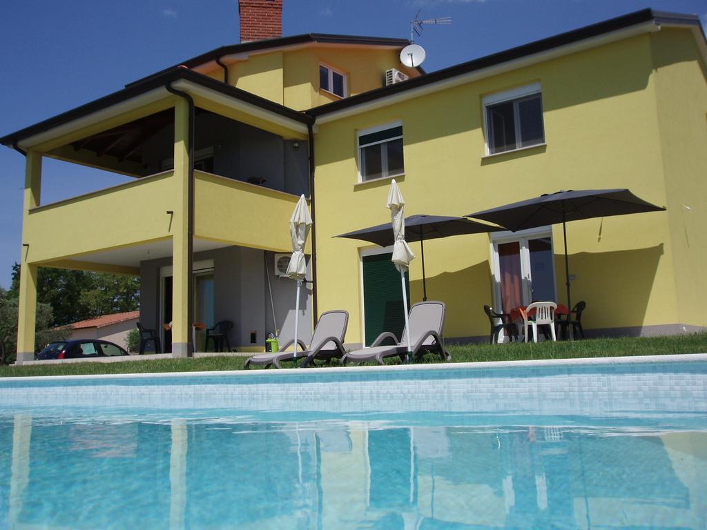 Villanova Apartments Porec Ruang foto