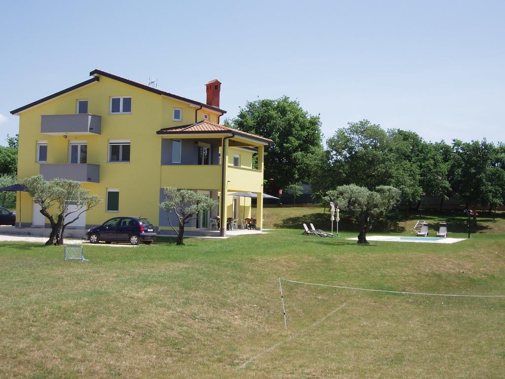 Villanova Apartments Porec Ruang foto