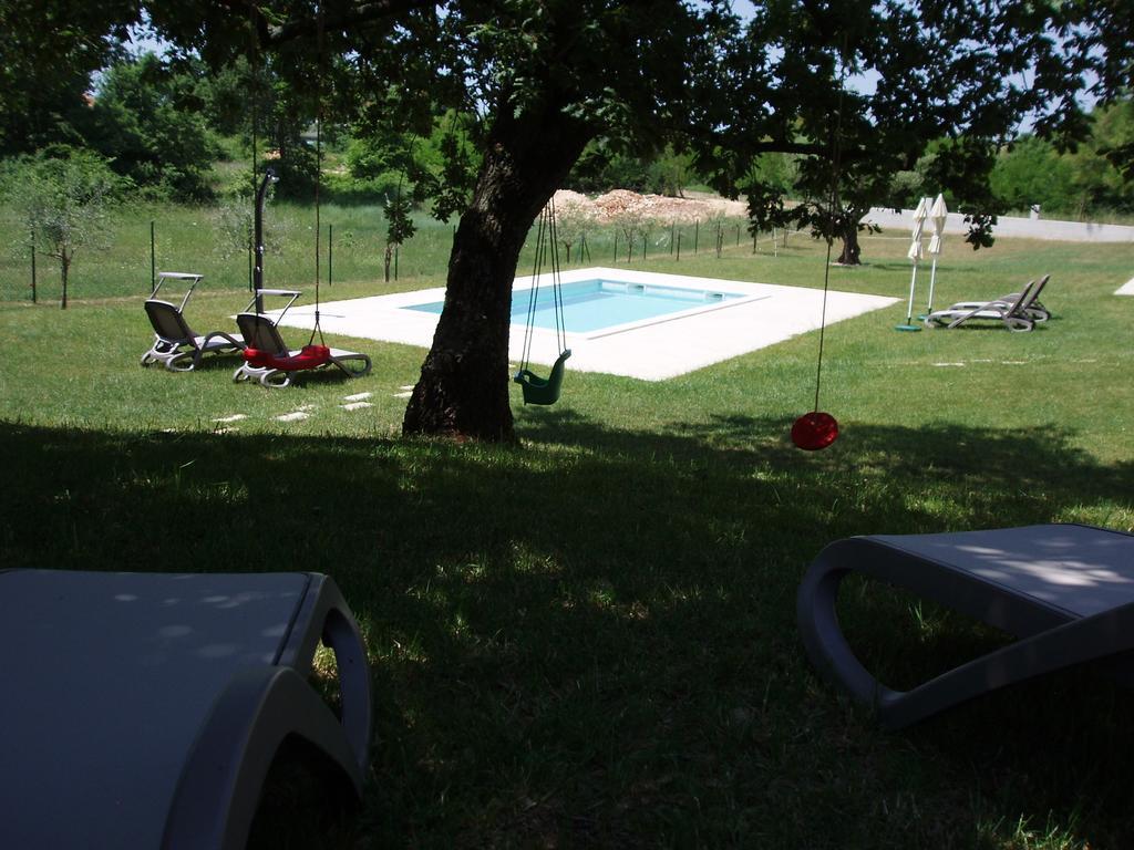 Villanova Apartments Porec Ruang foto